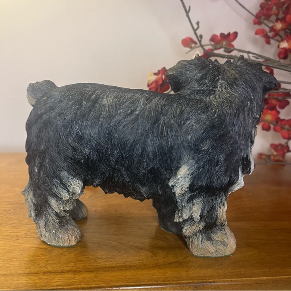 Danbury Mint Biscuit Yorkshire Terrier Collectible Figurine - Picture 5 of 8